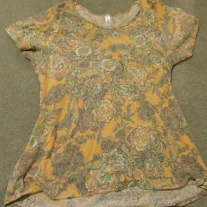 Lularpe top